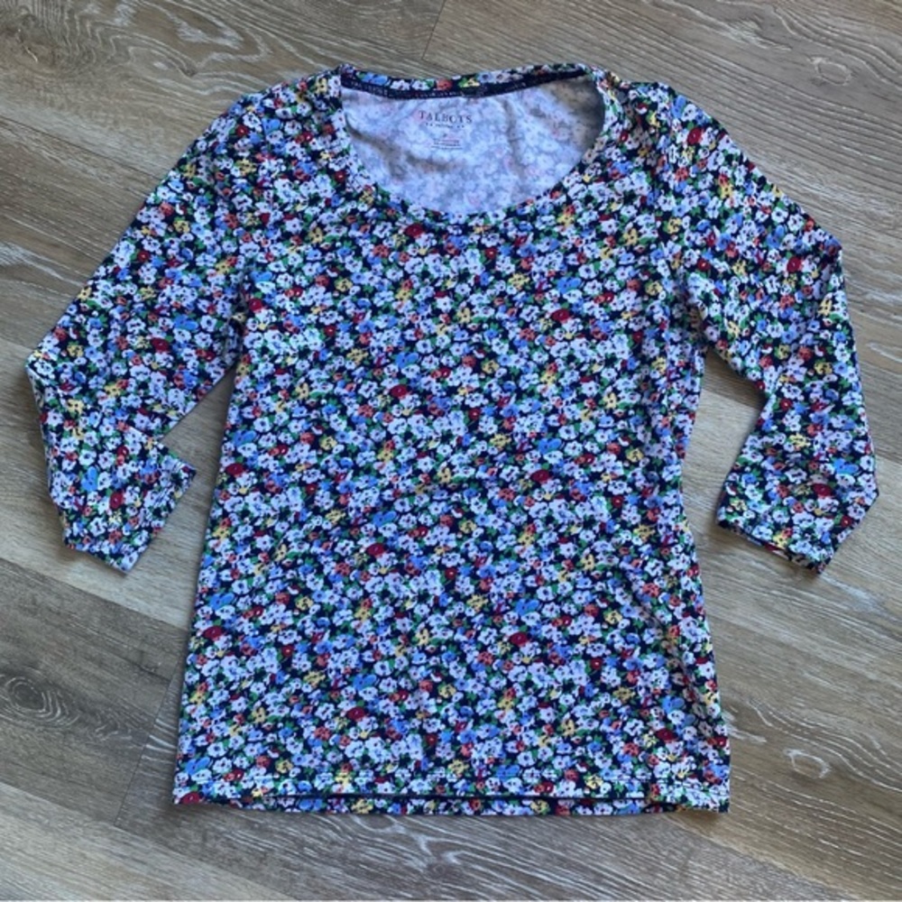 Talbots petites Floral cotton and spandex top shirt 3/4 sleeve scoop neck